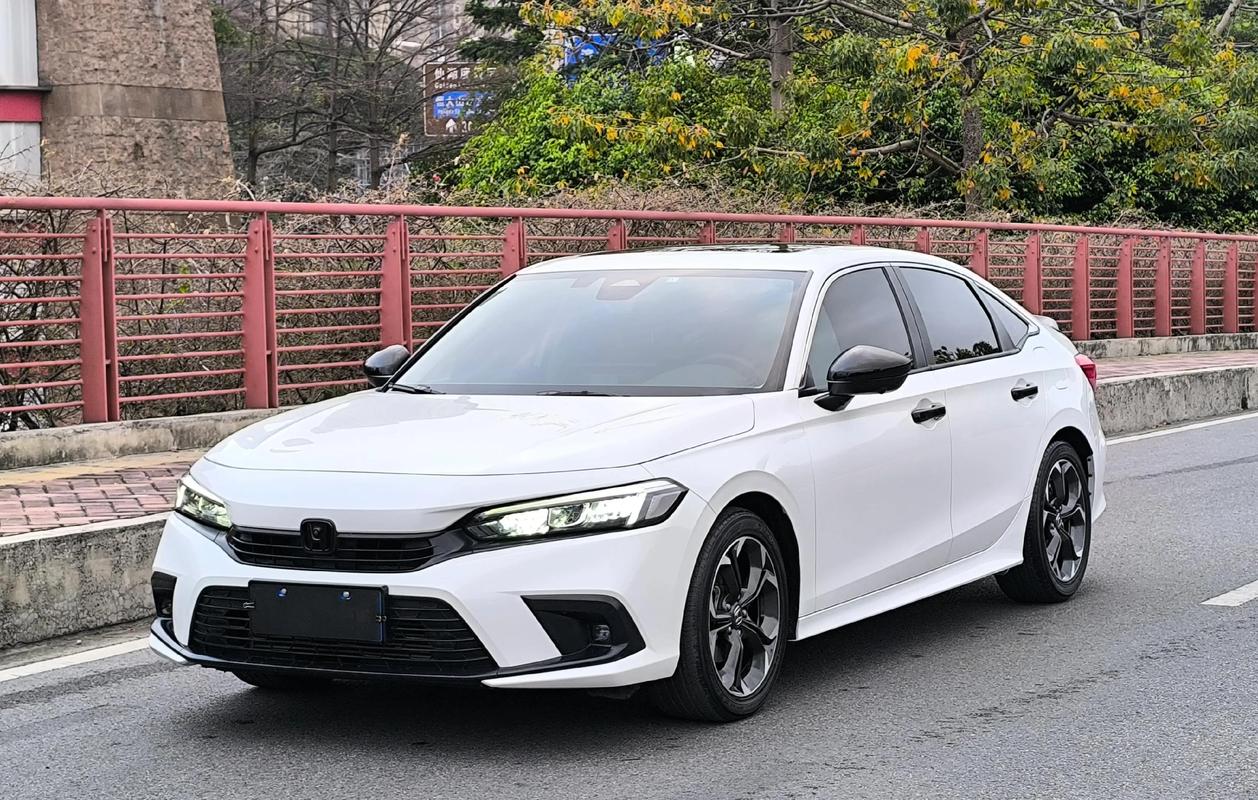 广本思域新款图片2022价格/广本思域suv报价及图片