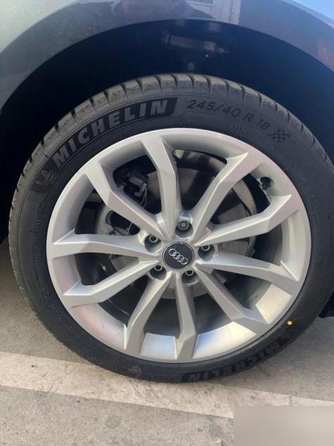 奥迪a4l2023／奥迪A4L2023款轮胎多少钱