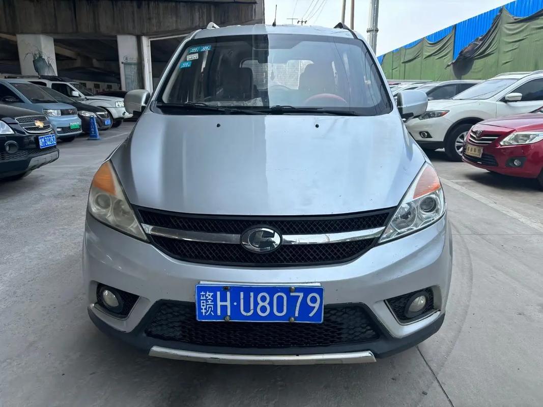 二手昌河面包车3000元 15款二手昌河7座面包车