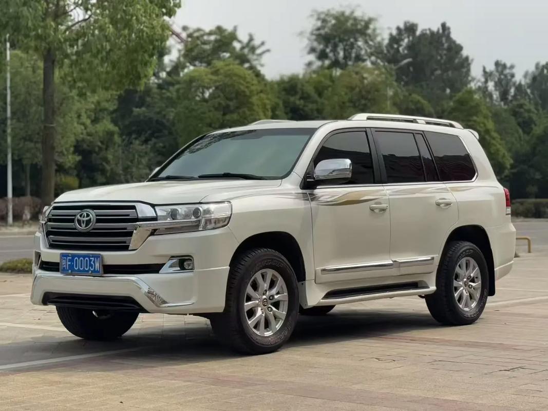 16款兰德酷路泽二手价格(16款兰德酷路泽二手车)