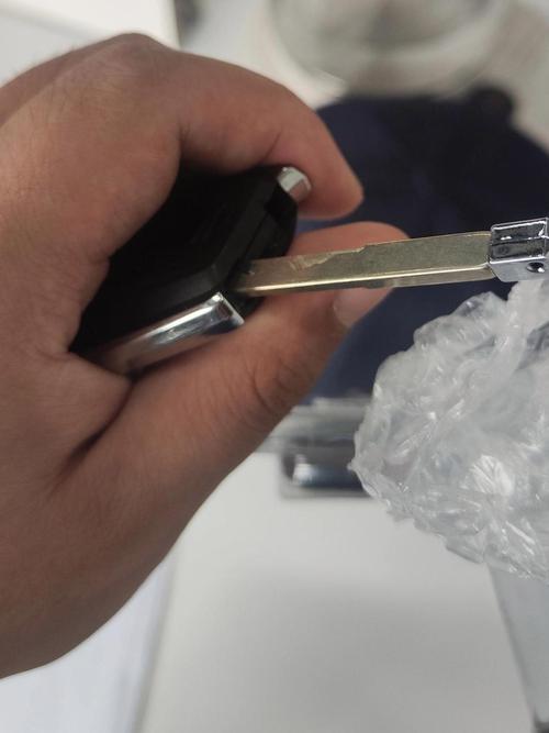 吉利新缤越(吉利新缤越钥匙电池怎么换)