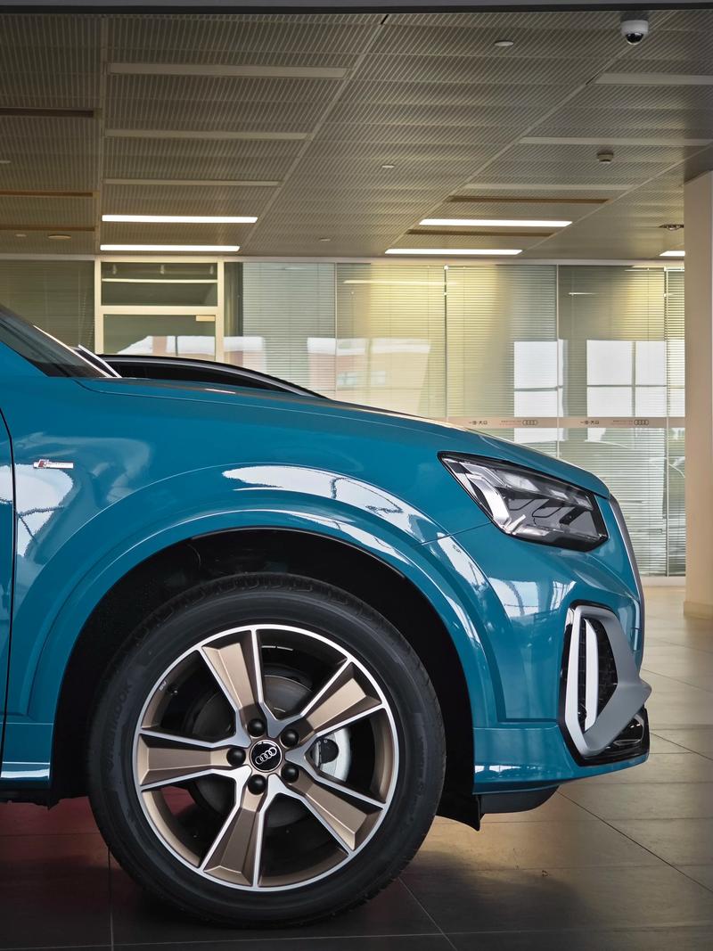 女生买奥迪q2l的理由,女人开奥迪q2l哪个颜色好看