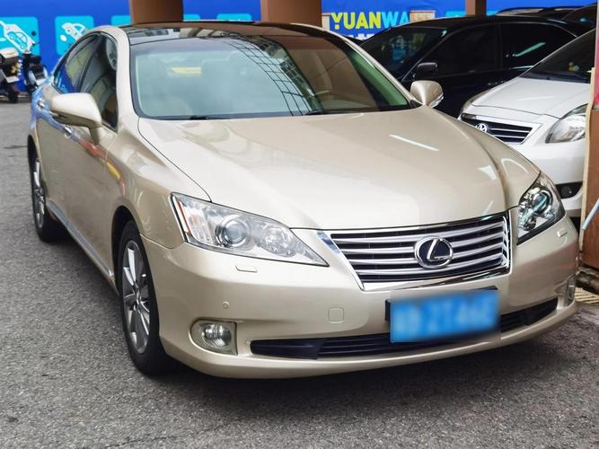 【12年雷克萨斯es240二手报价,12款雷克萨斯es240值得买吗】