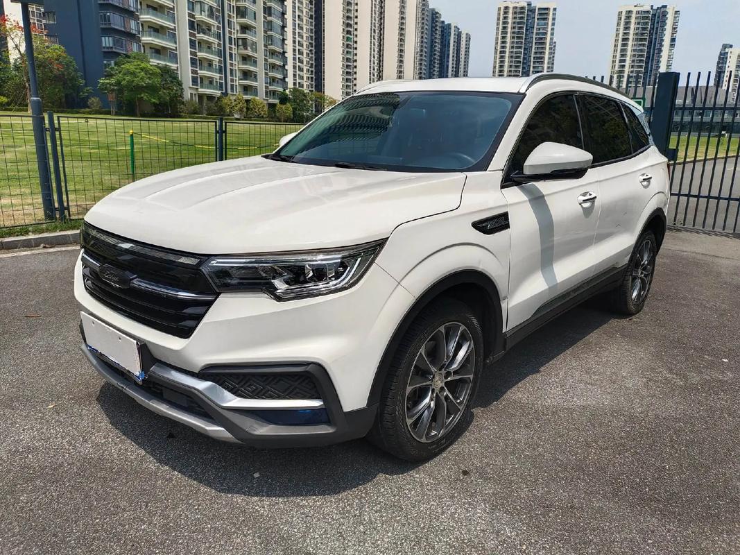 众泰t500车主后悔死了(众泰t50015款)