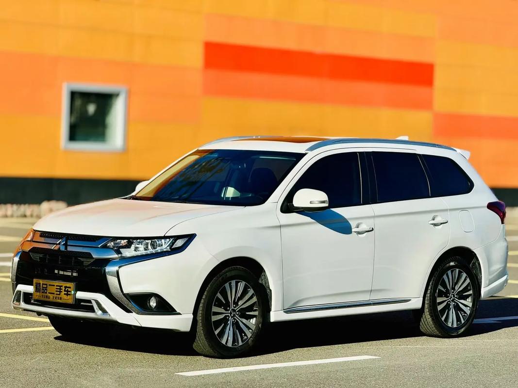 三菱7座车型及报价,三菱七座suv