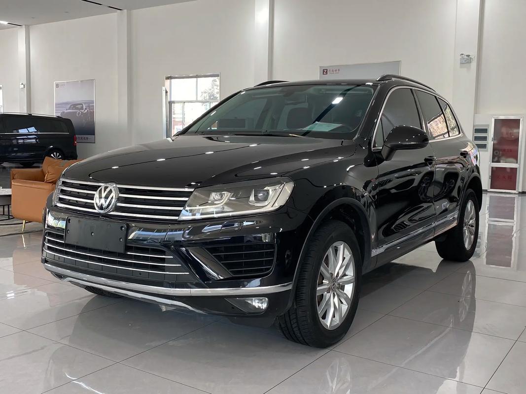 大众途锐二手车多少钱/大众suv途锐二手车