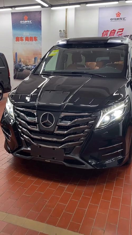 劳伦士奔驰商务车/奔驰劳伦士mpv
